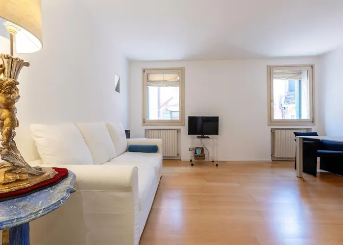 Easylife - Amazing apartment at Rialto Venezia